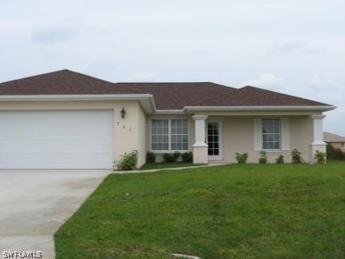 731 Cane St., Lehigh Acres, FL 33974