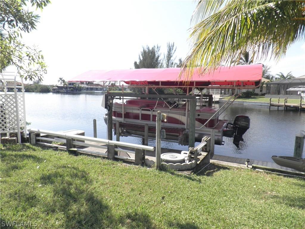 416 SW 32nd Ct., Cape Coral, FL 33991