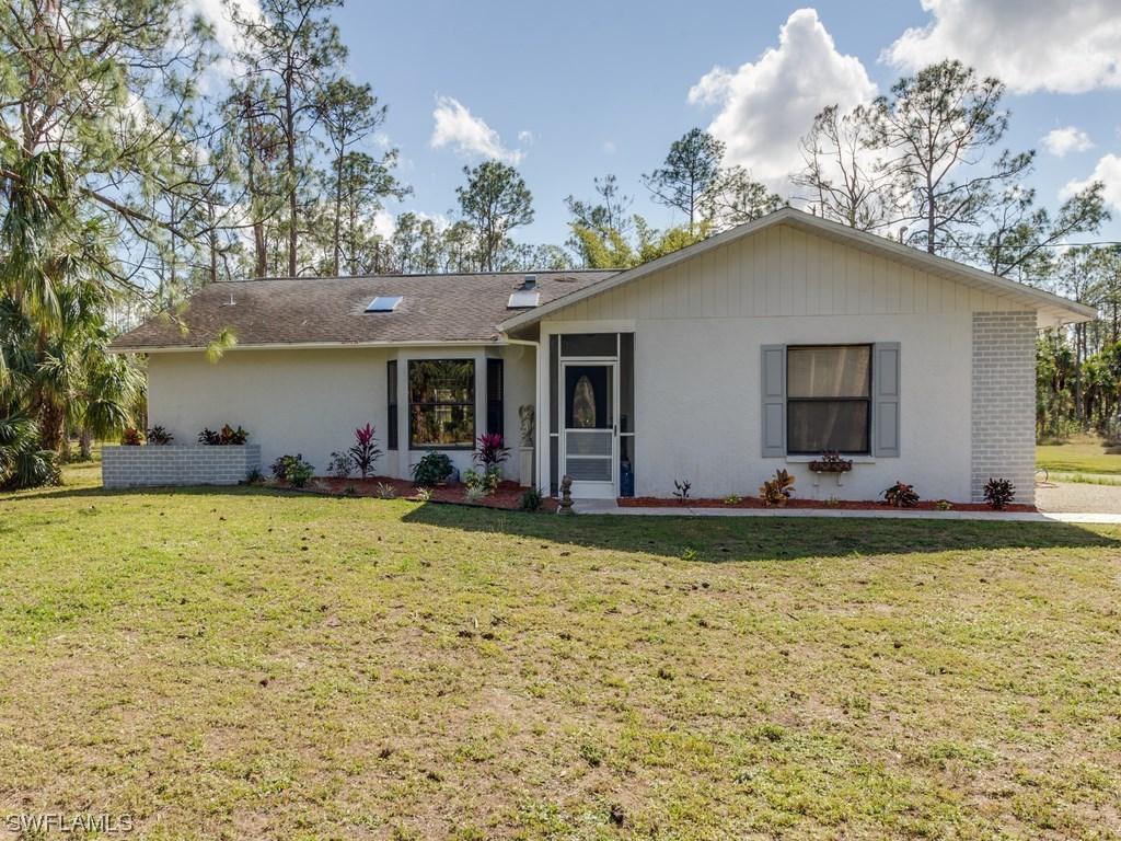 4226 5th Ave., Naples, FL 34119