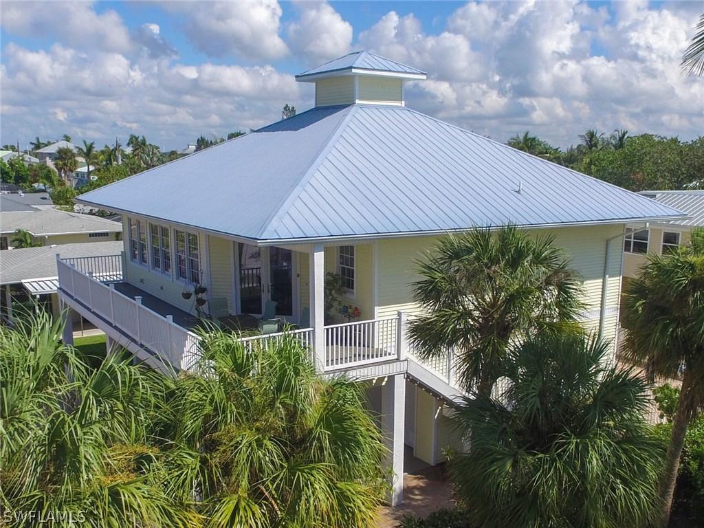 134 Virginia Ave., Fort Myers Beach, FL 33931