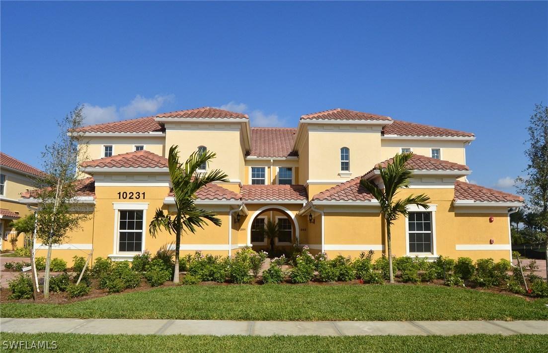 10221 Glastonbury Cir. #201, Fort Myers, FL 33913