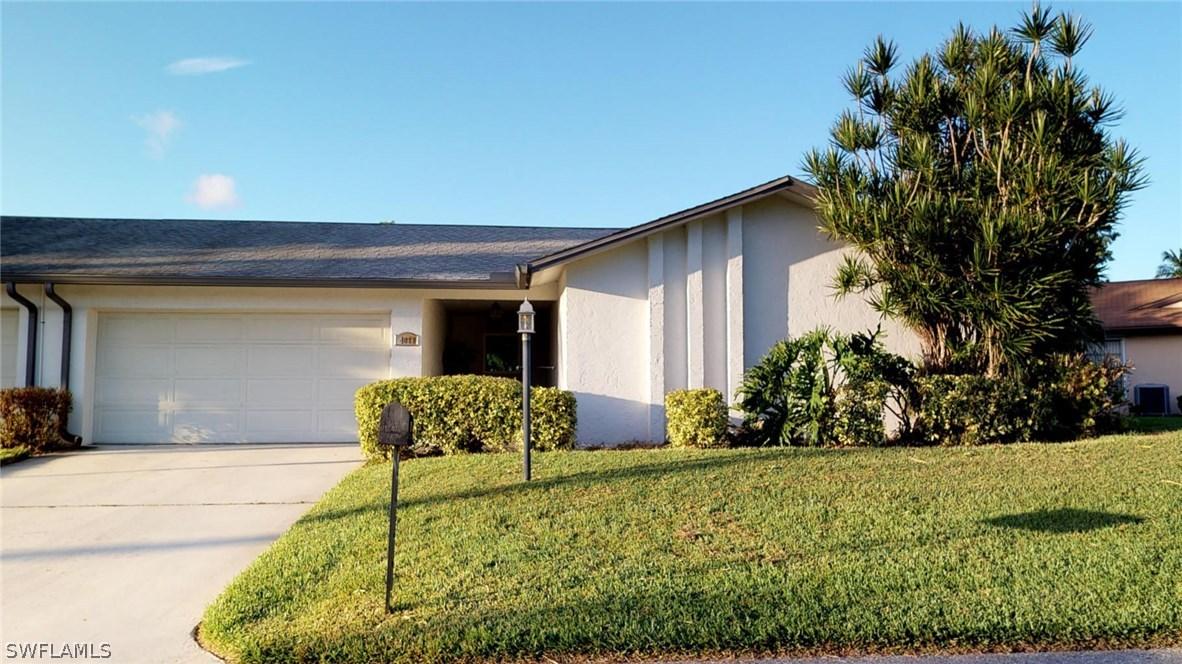 4873 Tredegar Ln., Fort Myers, FL 33919