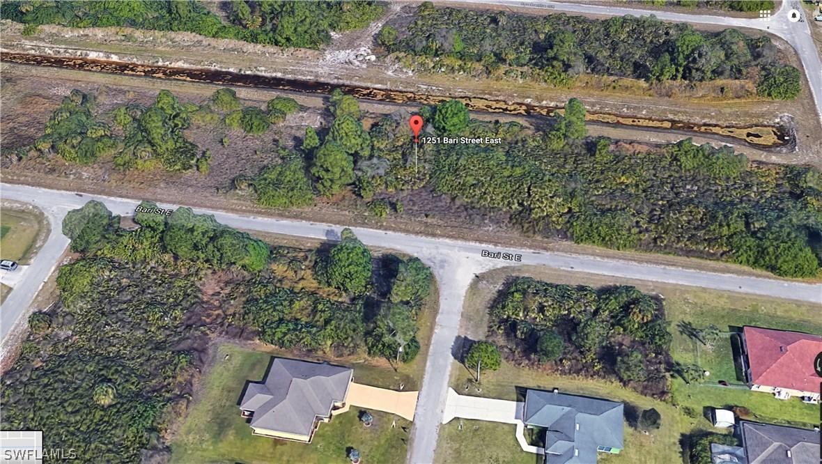 1251 Bari St., Lehigh Acres, FL 33974