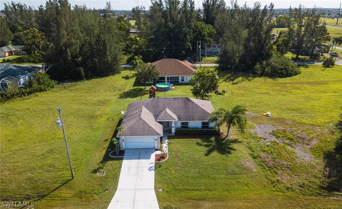 1629 NW 2nd Ave., Cape Coral, FL 33993