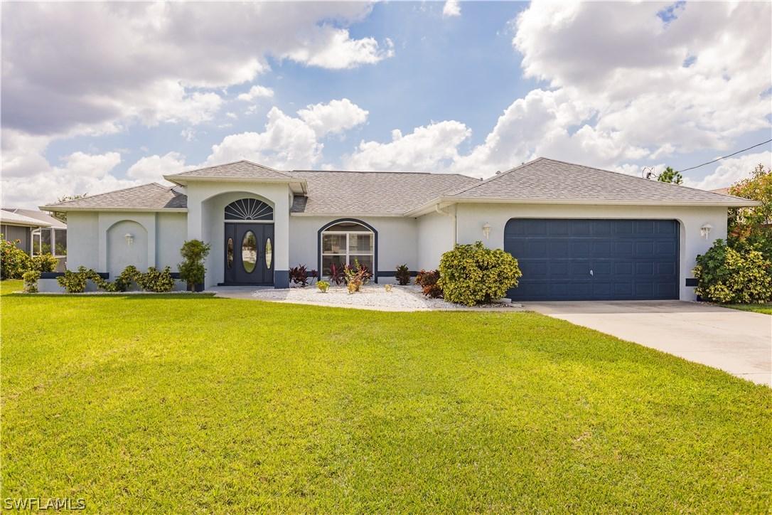 1208 SE 5th Ter., Cape Coral, FL 33990