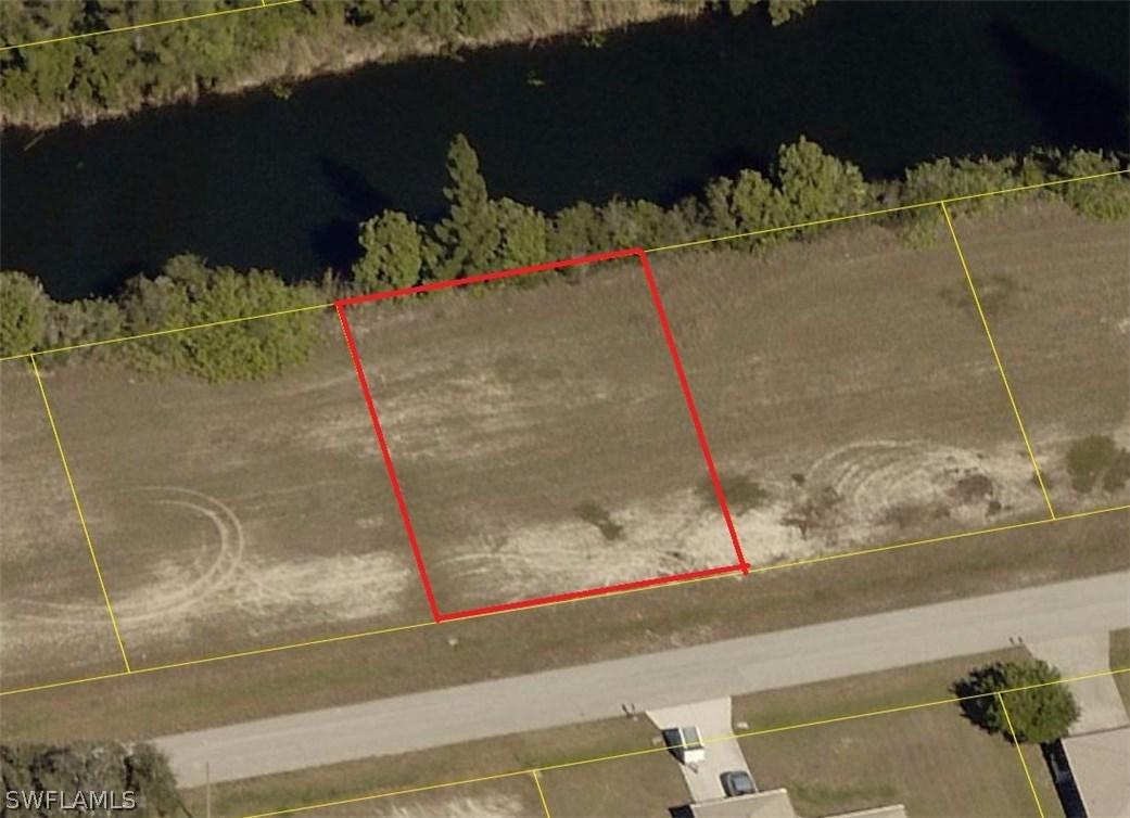 23 NE 8th Ter., Cape Coral, FL 33909