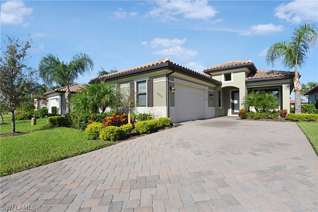 10242 Ashbrook Ct., Fort Myers, FL 33913