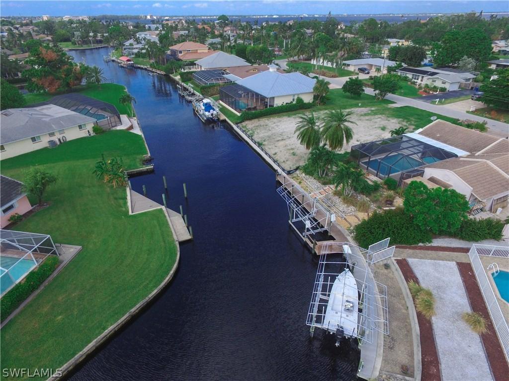 540 Keenan Ave., Fort Myers, FL 33919