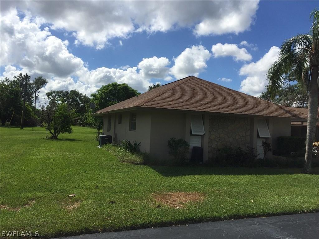 233 Thistle Ct., Lehigh Acres, FL 33936