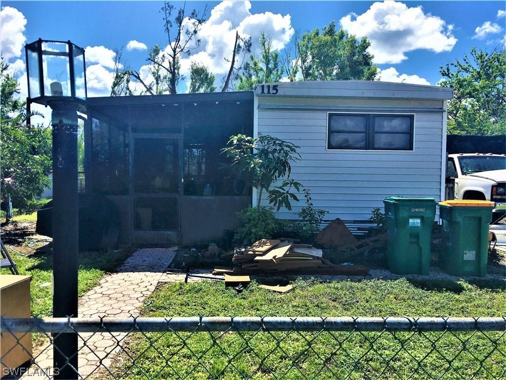 115 Kathy Ln., Naples, FL 34114