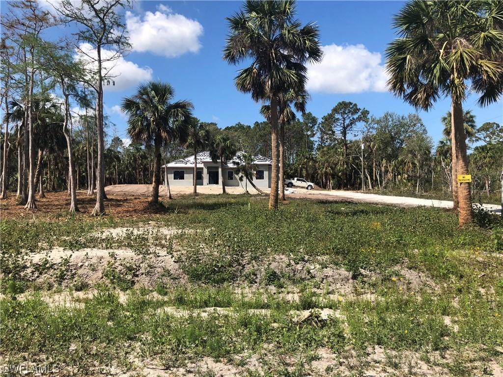 481 7th St., Naples, FL 34119