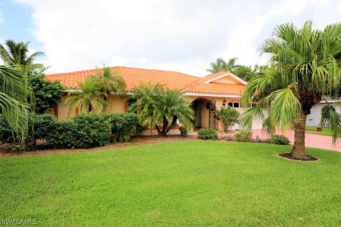 804 SW Santa Barbara Pl., Cape Coral, FL 33991