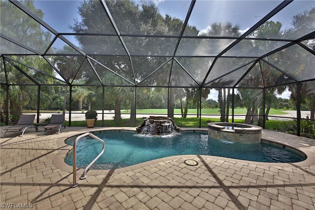 7694 Hutchinson Ct., Naples, FL 34113