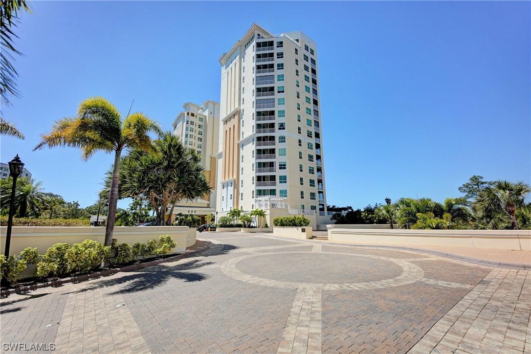 295 Grande Way #6, Naples, FL 34110