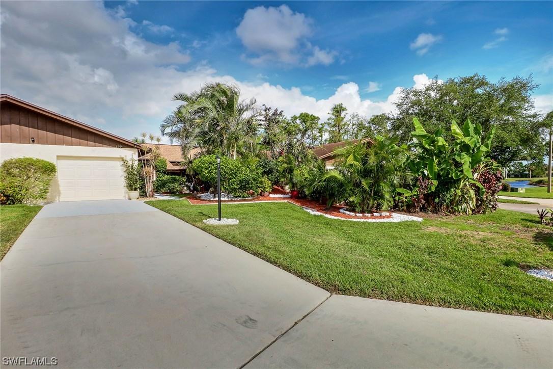 159 Round Key Cir. #D-10, Naples, FL 34112