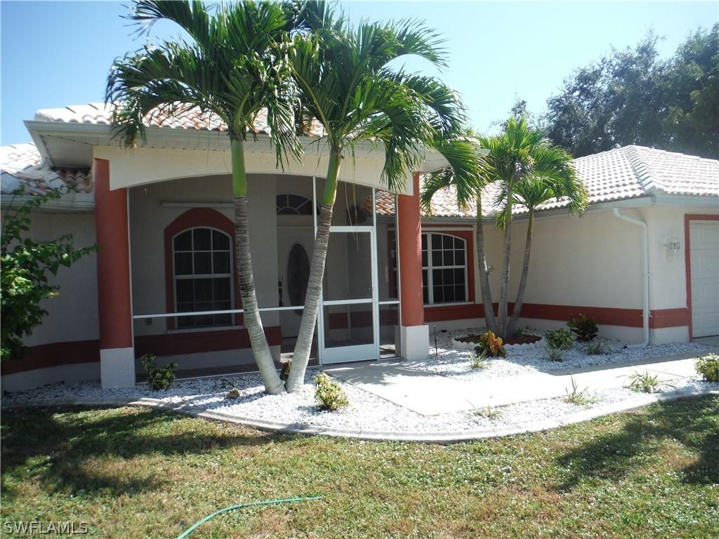 621 SE 4th Pl., Cape Coral, FL 33990