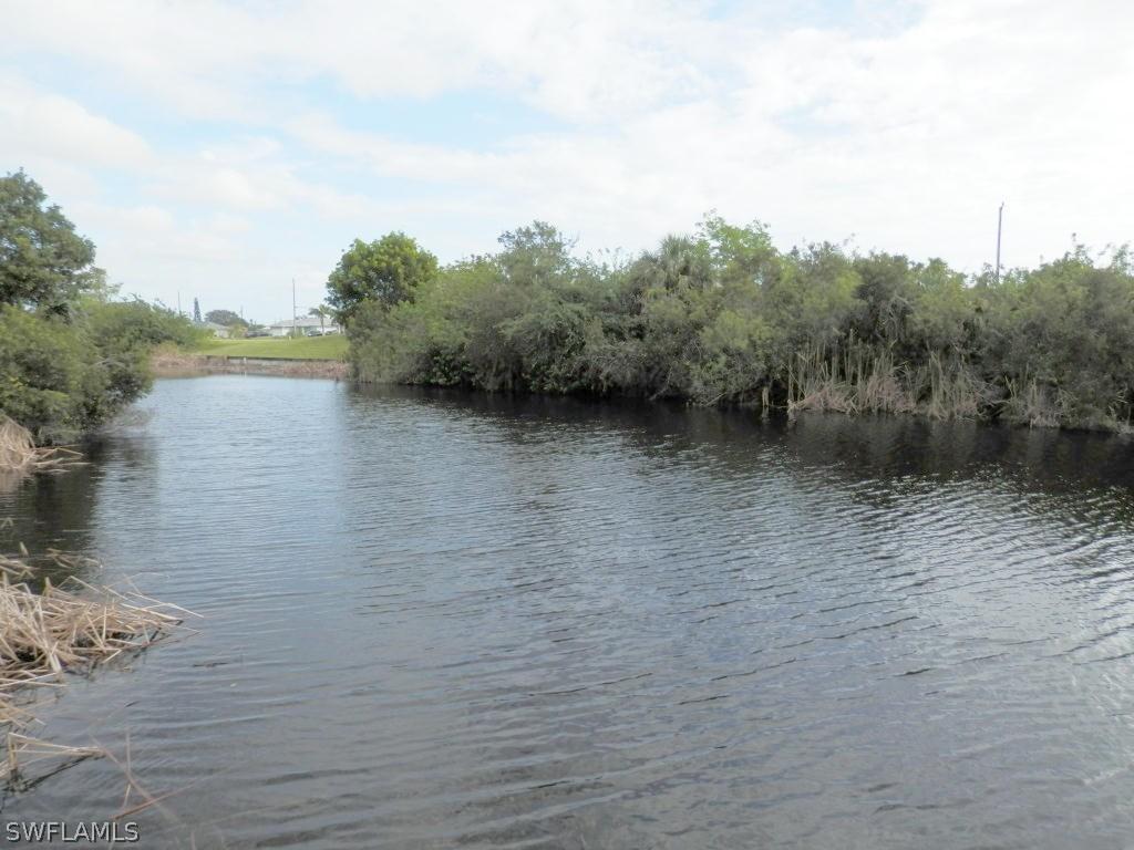 1819 NE 21st Ave., Cape Coral, FL 33909