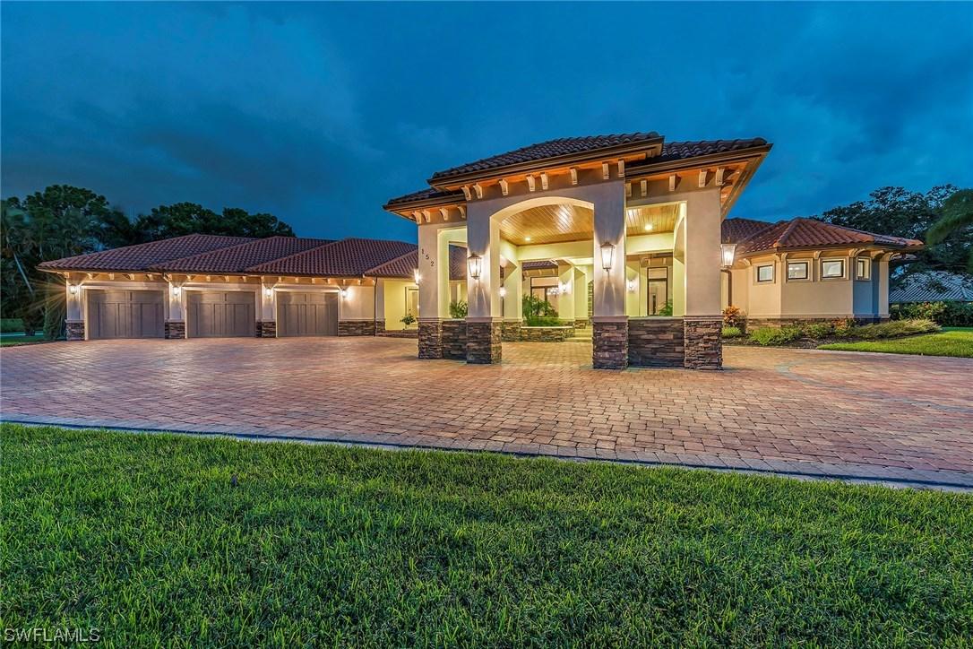 152 Carica Rd., Naples, FL 34108
