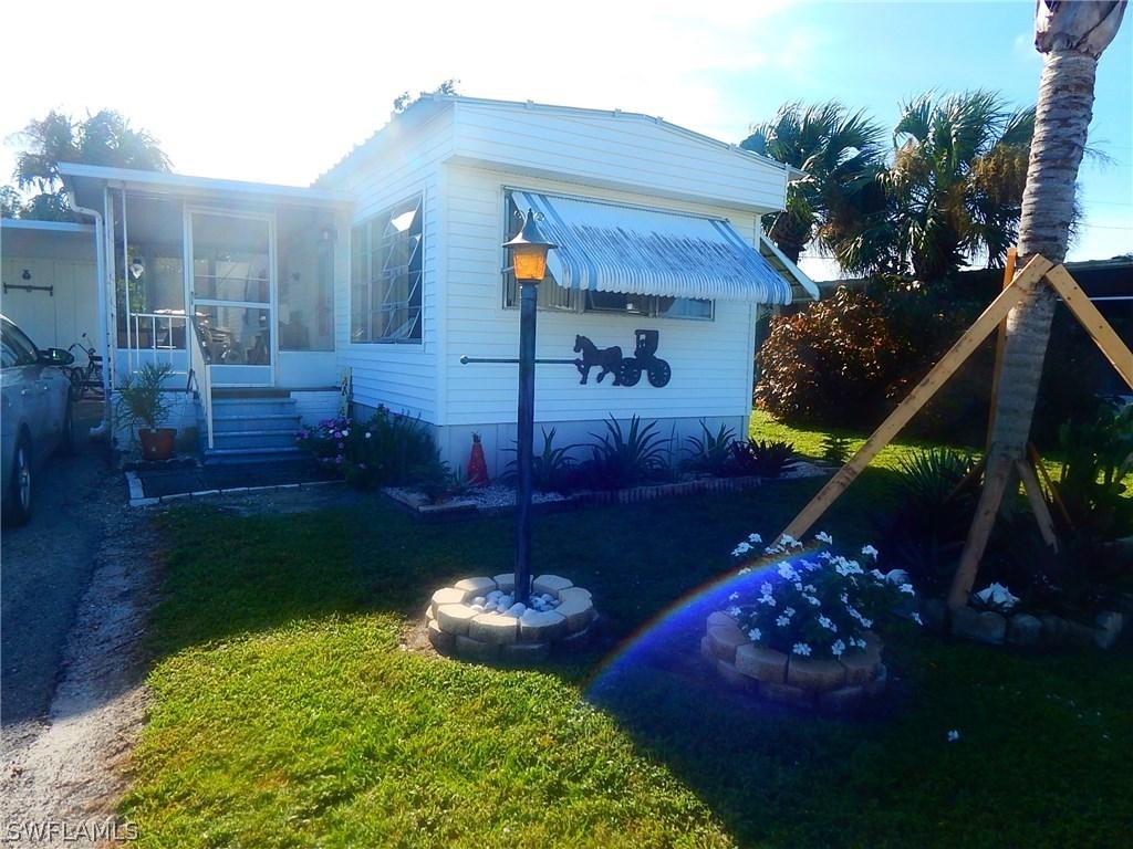 174 Santa Fe Tr., North Fort Myers, FL 33917