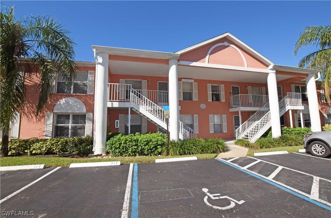287 Quail Forest Blvd. #218, Naples, FL 34105