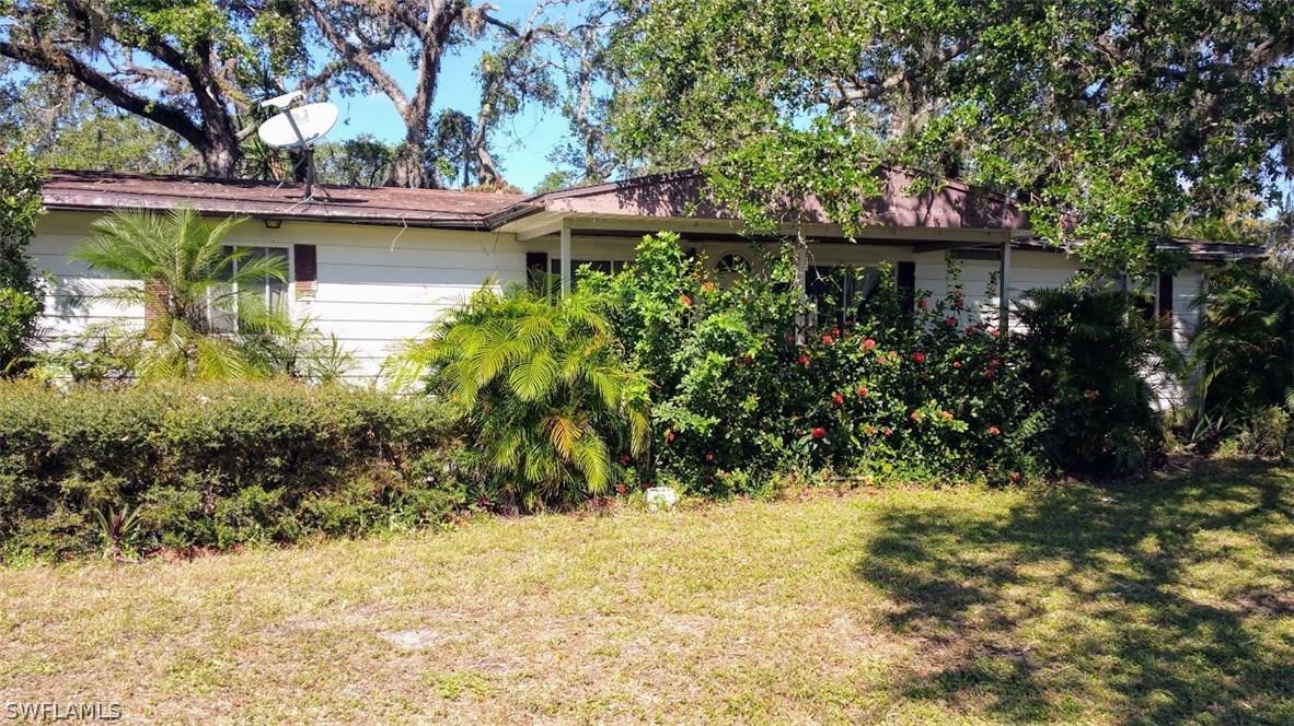 1112 Shady Ln., Moore Haven, FL 33471