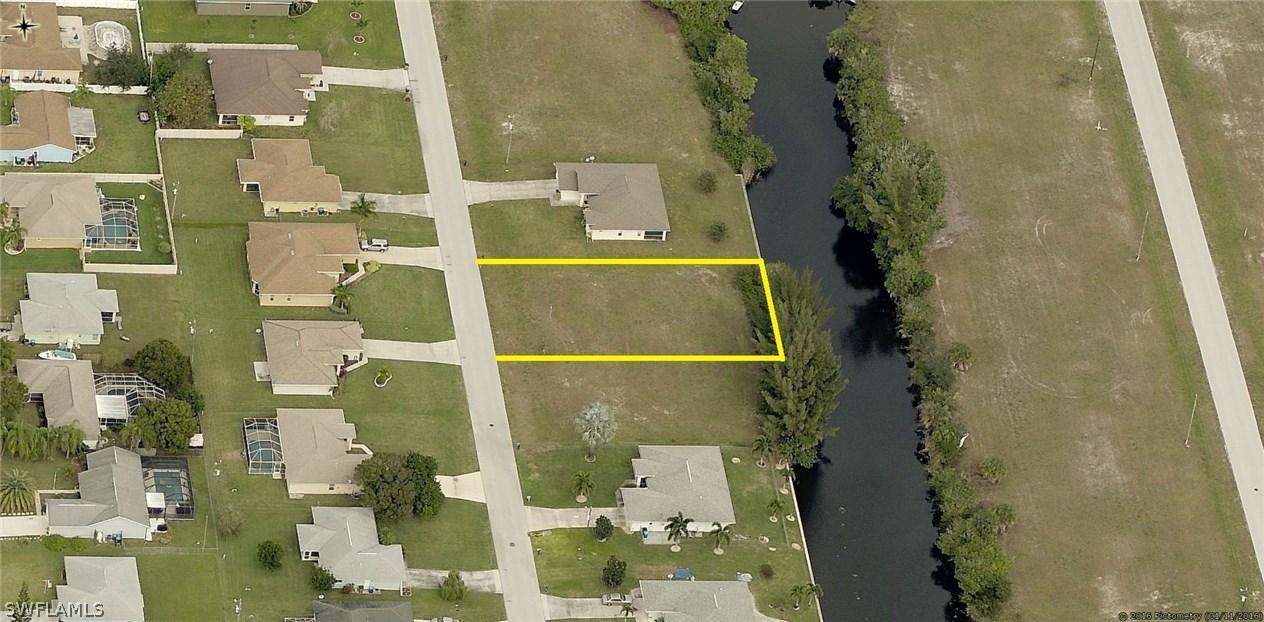 3307 SW 8th Ct., Cape Coral, FL 33914