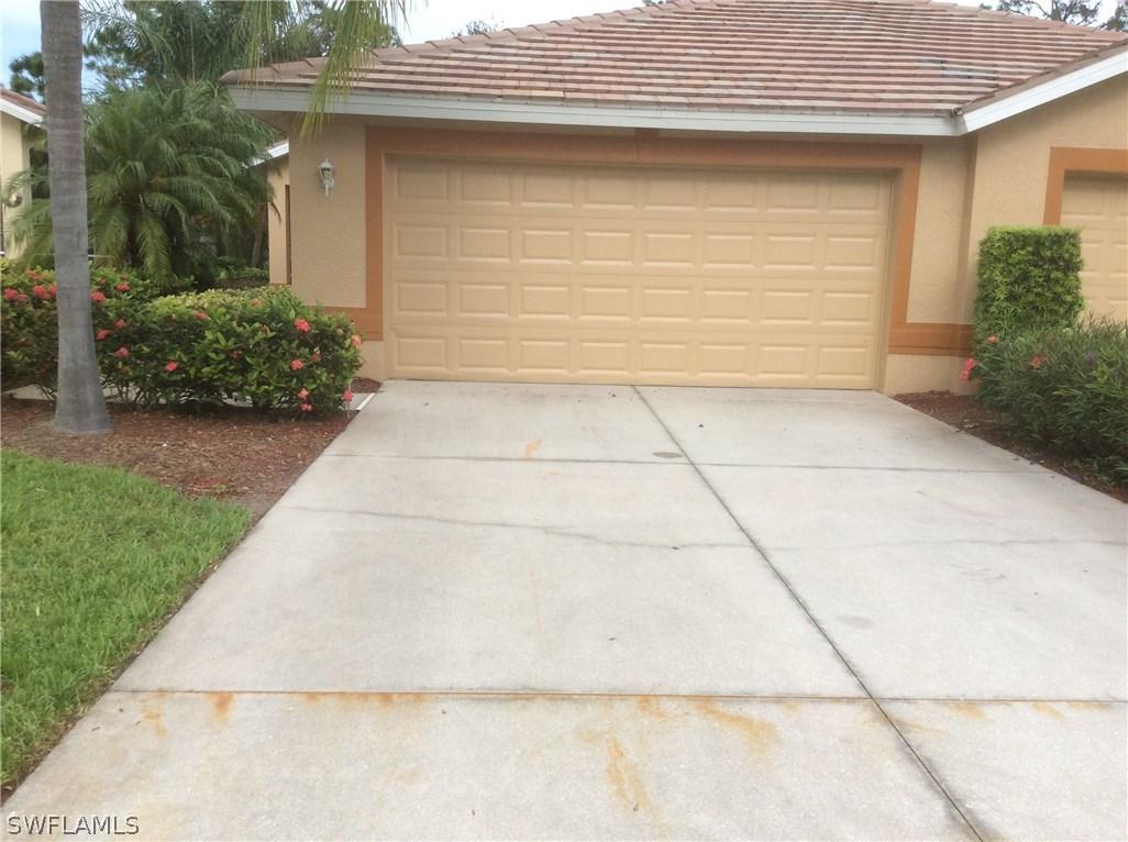 2263 Carnaby Ct., Lehigh Acres, FL 33973