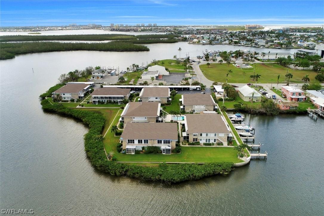 330 Kon Tiki Dr. #D3, Naples, FL 34113