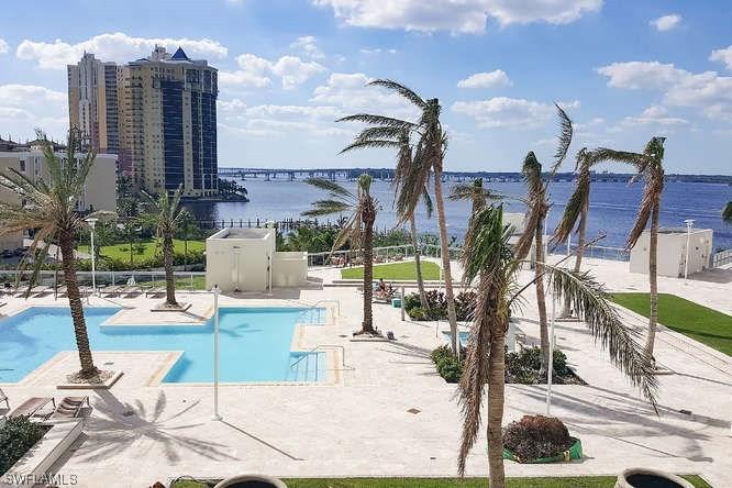 3000 Oasis Grand Blvd. #606, Fort Myers, FL 33916