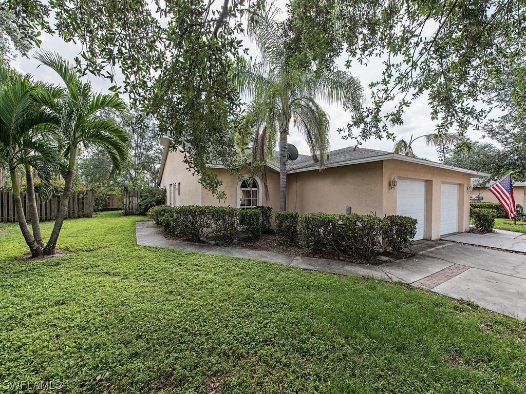 12335 Londonderry Ln., Bonita Springs, FL 34135