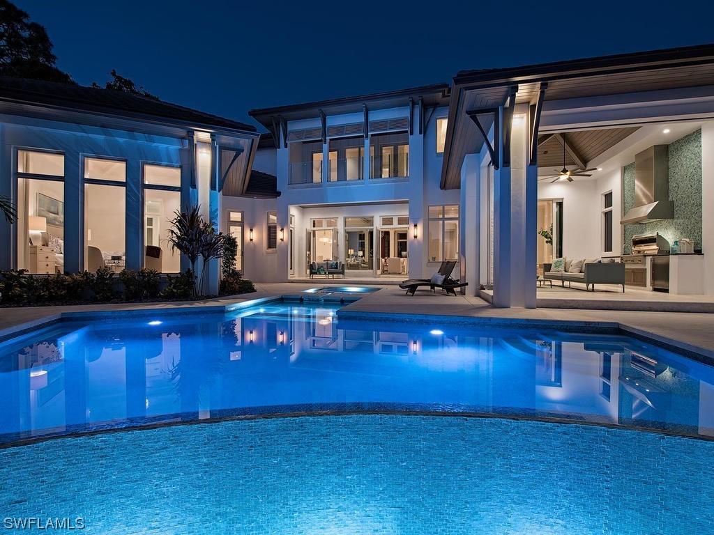 344 Pirates Bight, Naples, FL 34103