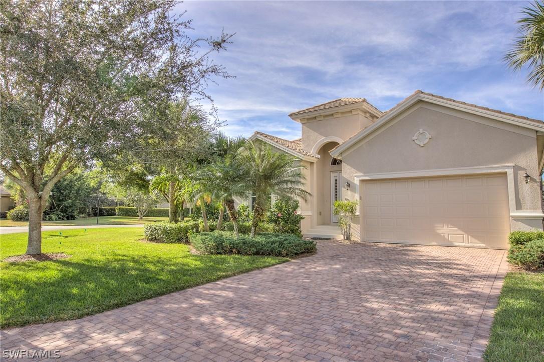8924 Dartmoor Way, Fort Myers, FL 33908