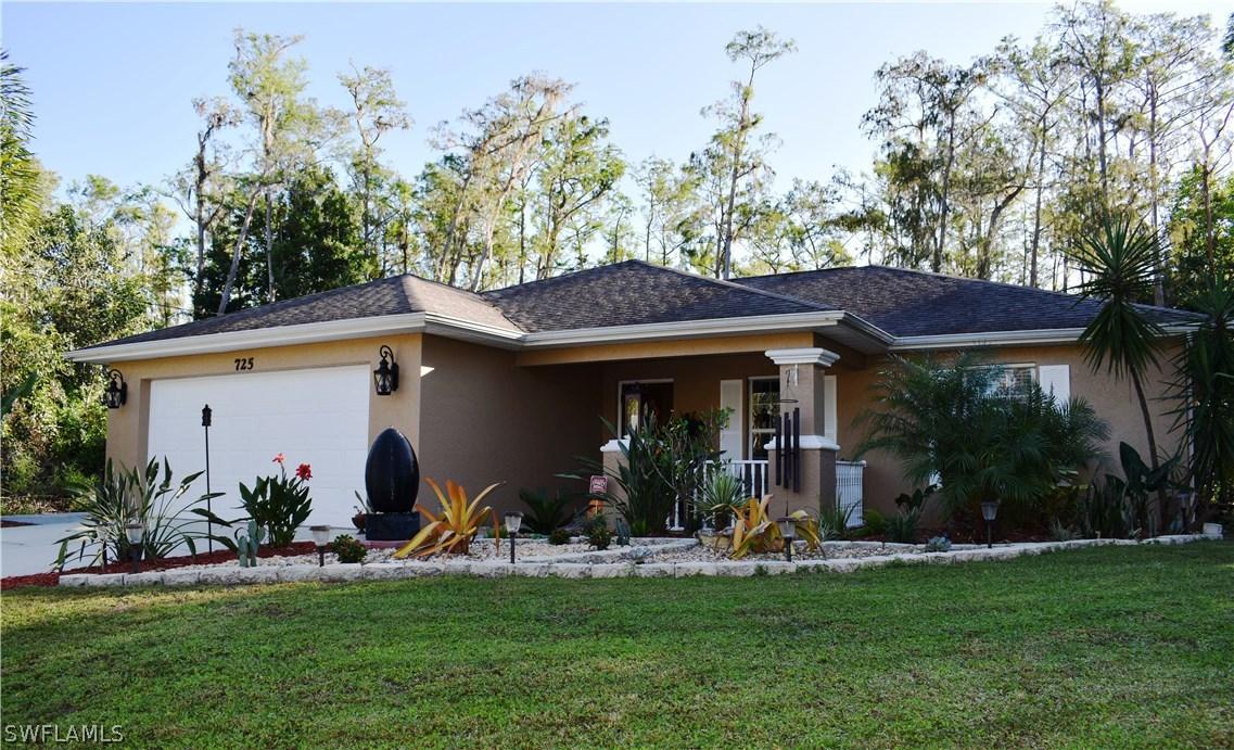 725 La Plata Ave., Lehigh Acres, FL 33974
