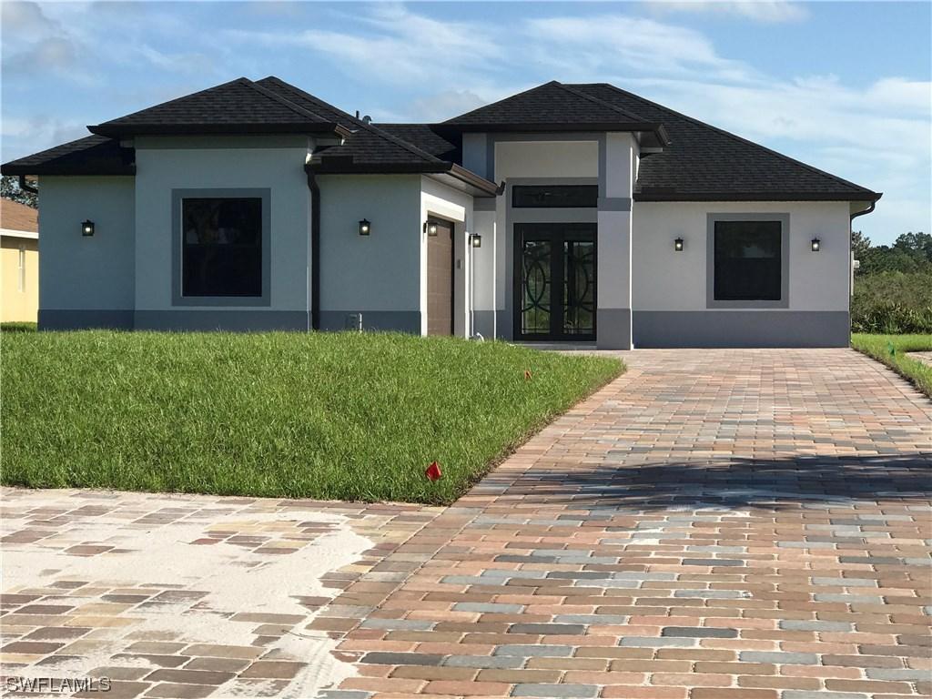 231 33rd Ave., Naples, FL 34120