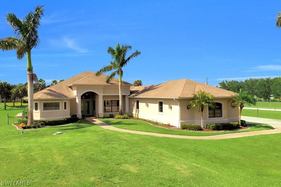 4566 Orange River Loop Rd., Fort Myers, FL 33905