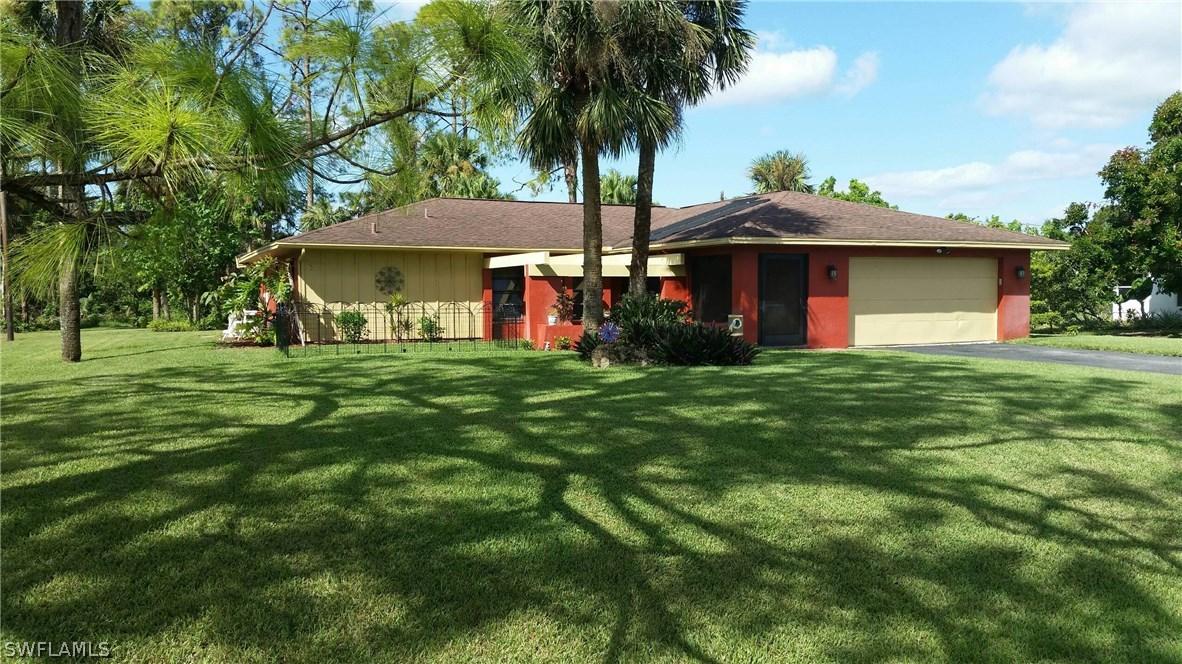 119 Greenwood Ave., Lehigh Acres, FL 33936