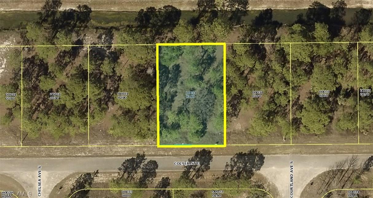 737 Colyer St., Lehigh Acres, FL 33974
