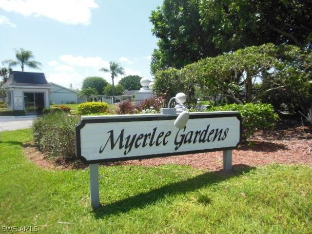 6843 Sandtrap Dr., Fort Myers, FL 33919