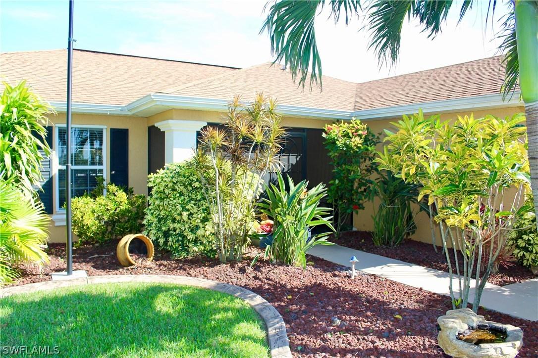 2607 NE Juanita Pl., Cape Coral, FL 33909