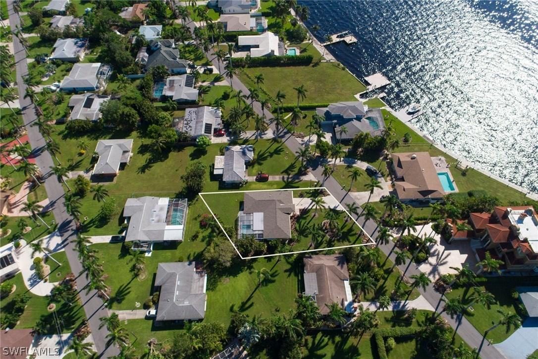 233 Bayshore Dr., Cape Coral, FL 33904