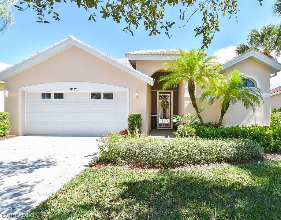 6171 Ashwood Ln., Naples, FL 34110