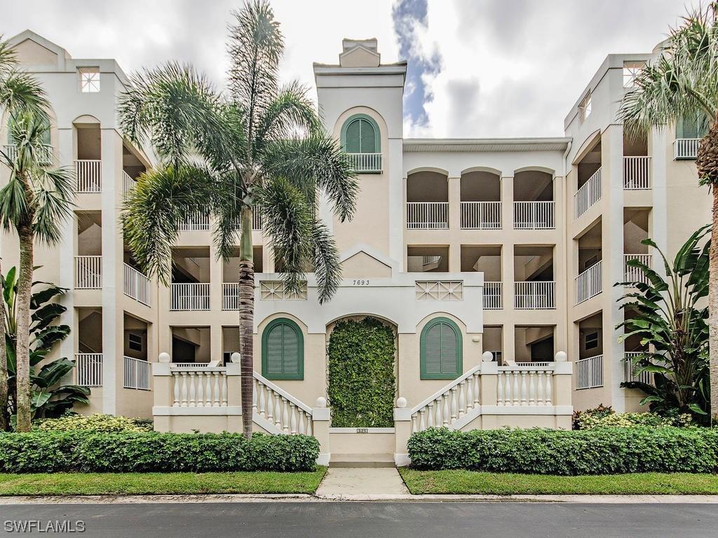 7693 Pebble Creek Cir. #104, Naples, FL 34108