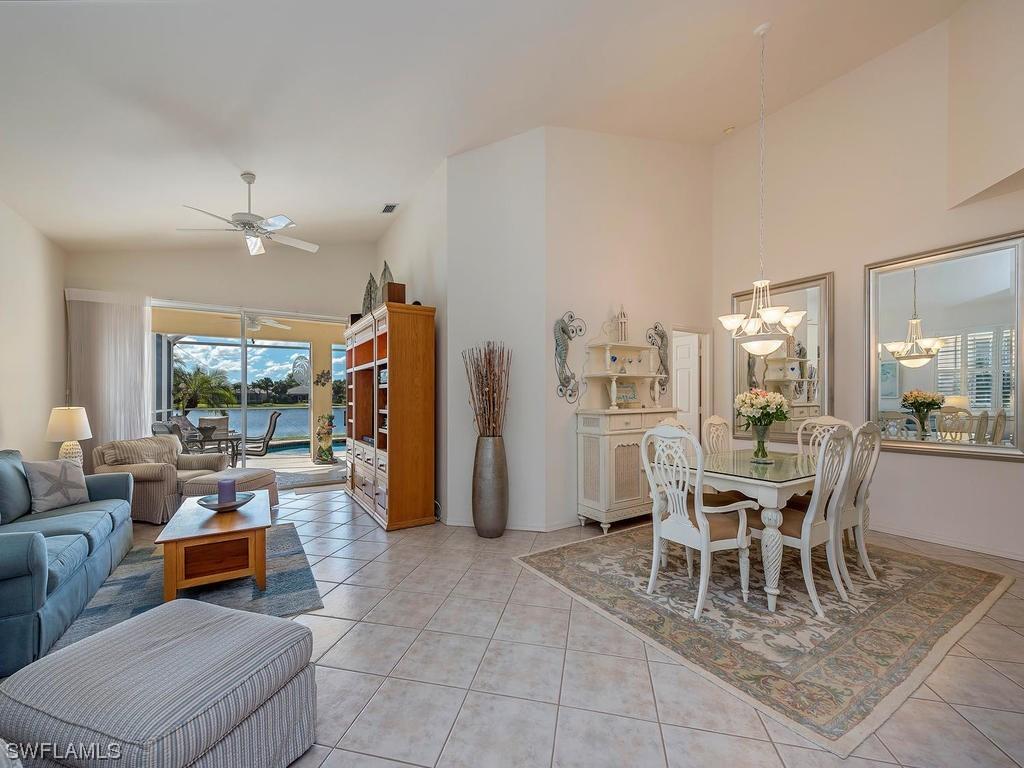 2048 Crestview Way, Naples, FL 34119