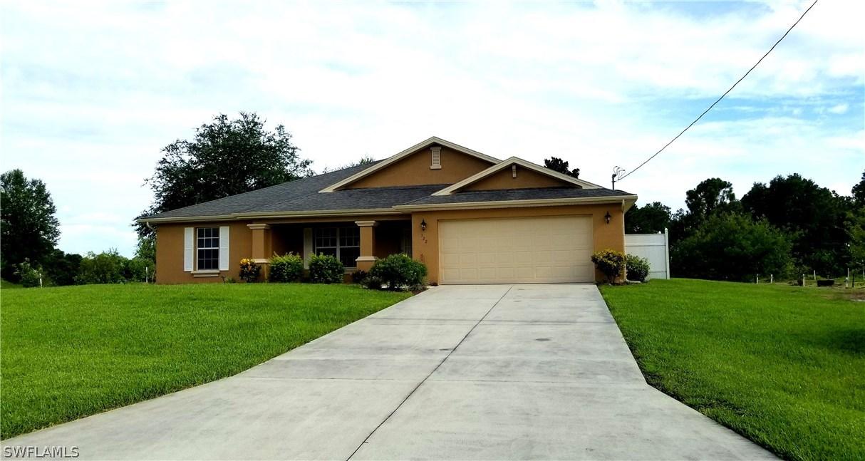 522 Piedmont St., Lehigh Acres, FL 33974