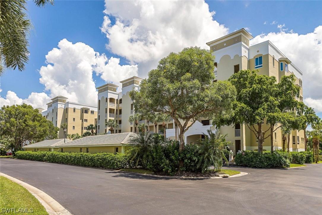 7671 Pebble Creek Cir. #501, Naples, FL 34108
