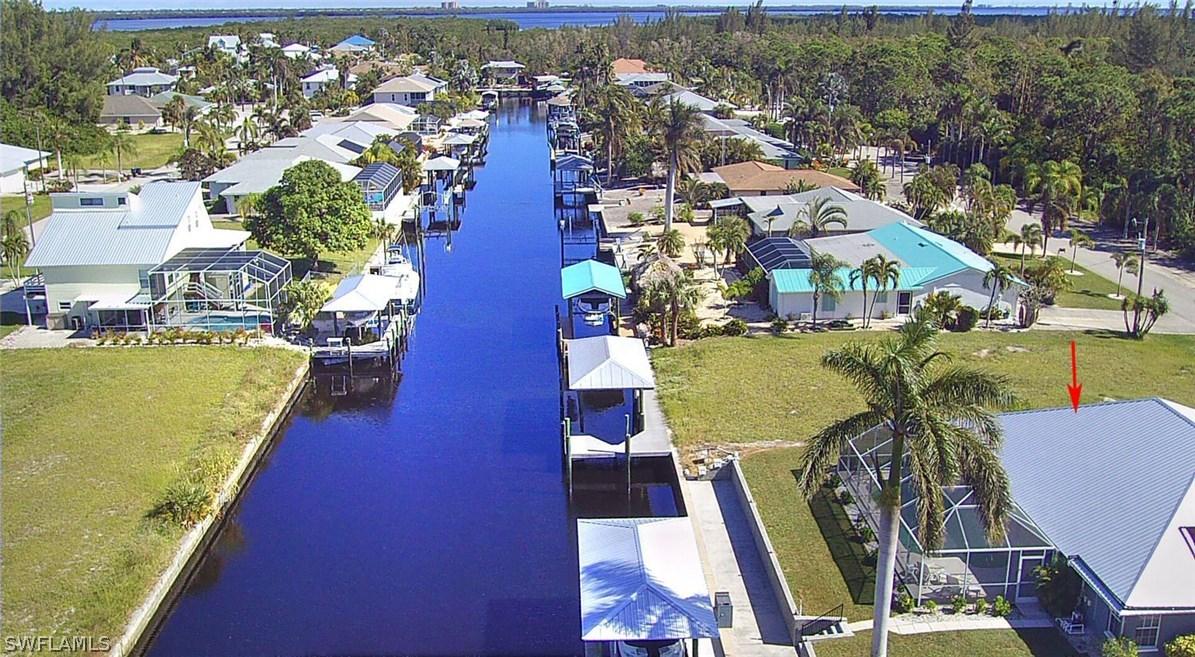 3622 Pinetree Dr., St James City, FL 33956