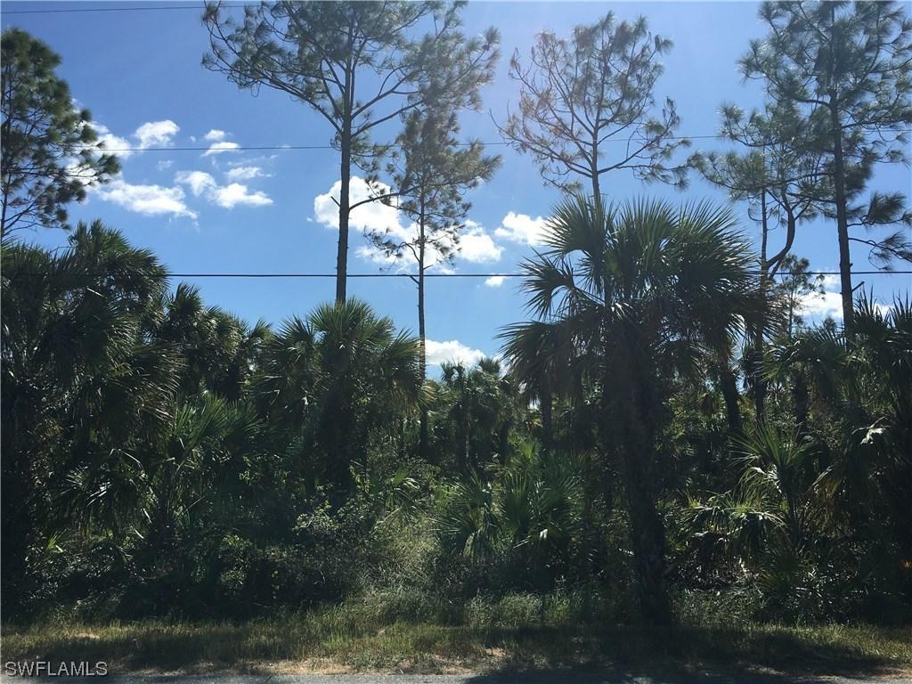 20th Ave., Naples, FL 34120