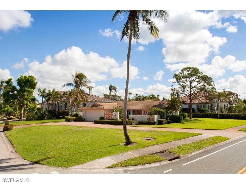 504 Turtle Hatch Ln., Naples, FL 34103