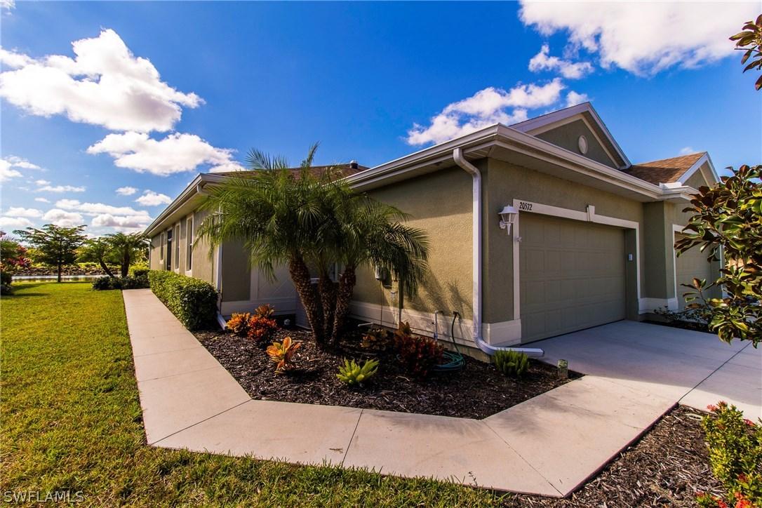 20572 Chestnut Ridge Dr., Fort Myers, FL 33917