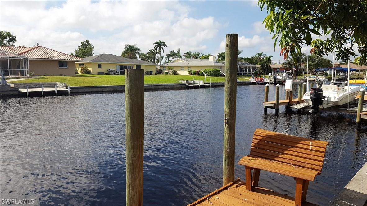 1922 SE 37th Ter., Cape Coral, FL 33904
